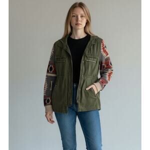 QUINN Army Green Aztec Print Utility Cargo Jacket Size L